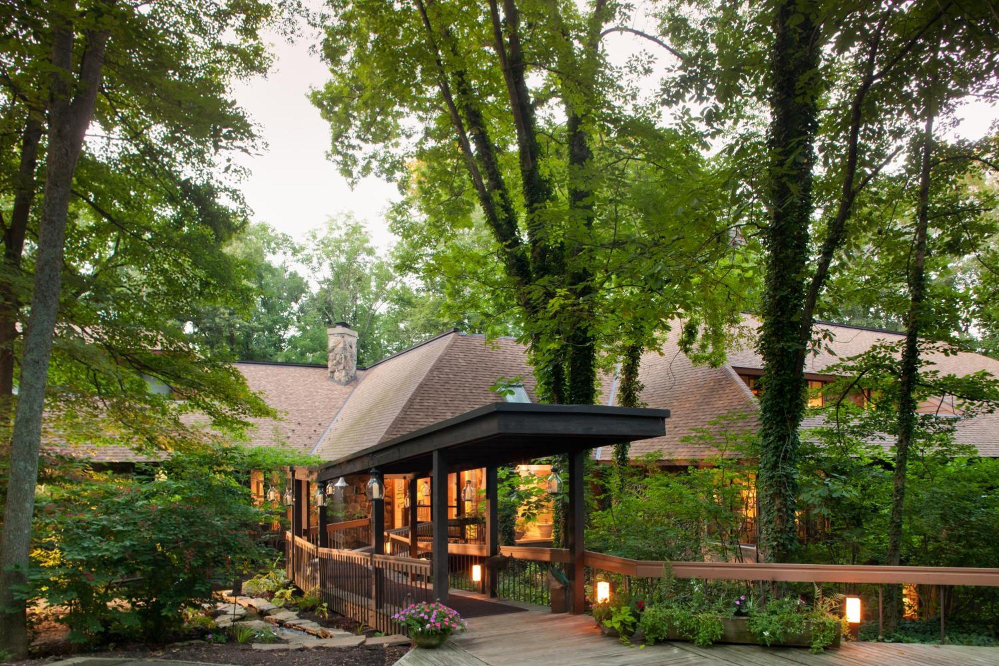 The Inn At Honey Run Millersburg Exterior photo